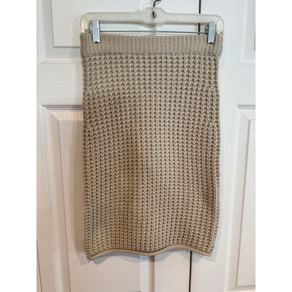 POL Creamy Biege Knit Crochet Pencil Skirt- Size Small - Picture 3 of 8